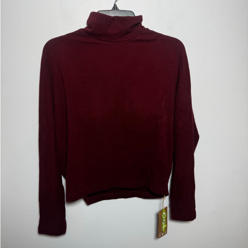 Brand New OGL Women's Size Medium Cranberry Mock Neck Pullover Sweater